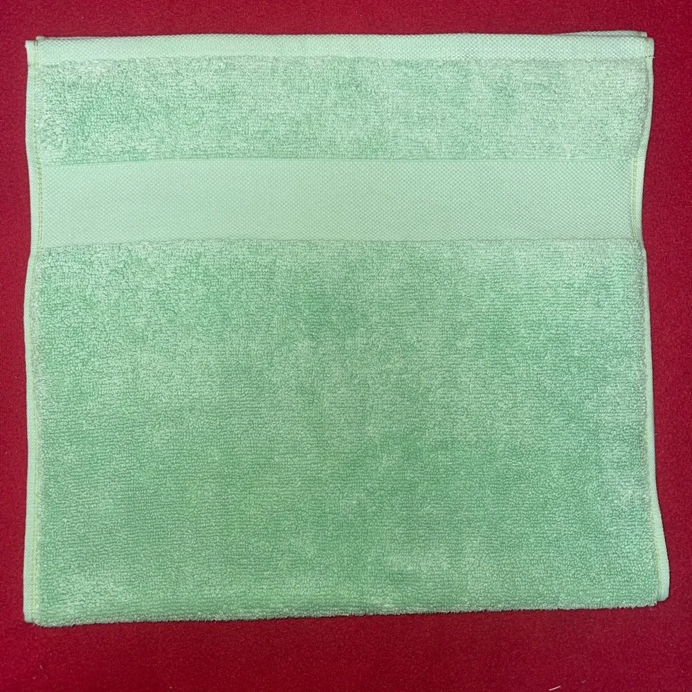 LAUREN RALPH LAUREN WESCOTT Island Green 100% COTTON HAND TOWEL 28”x 16” NWT